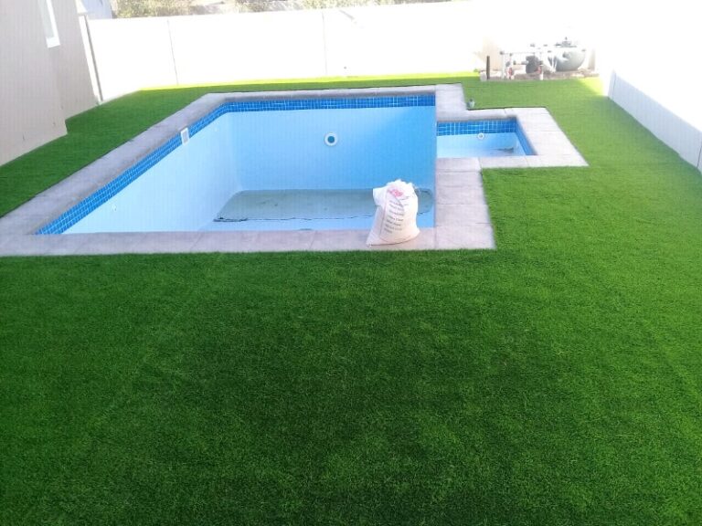 artificial grass installation in Durbanville